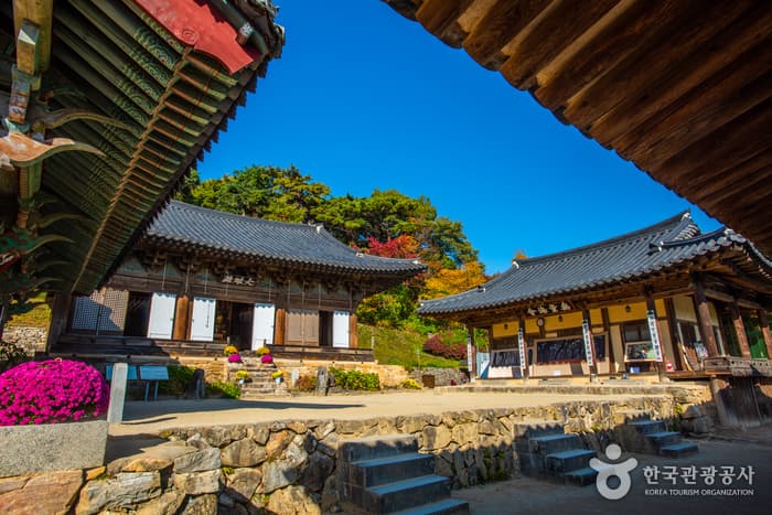 Bongjeongsa Temple