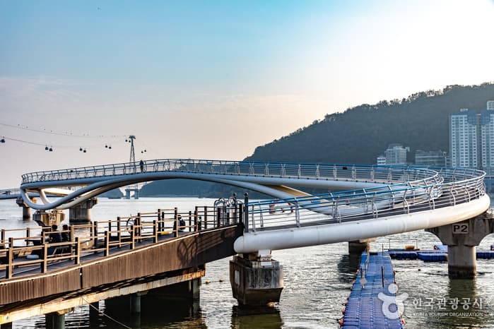 Songdo Cloud Walk