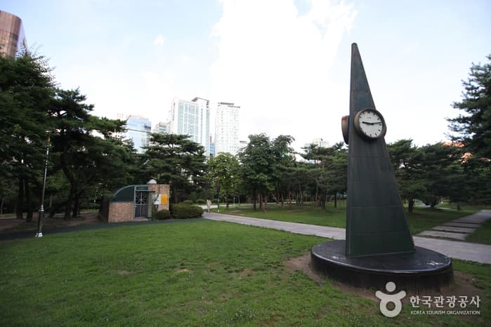 Seosomun Shrine History Museum